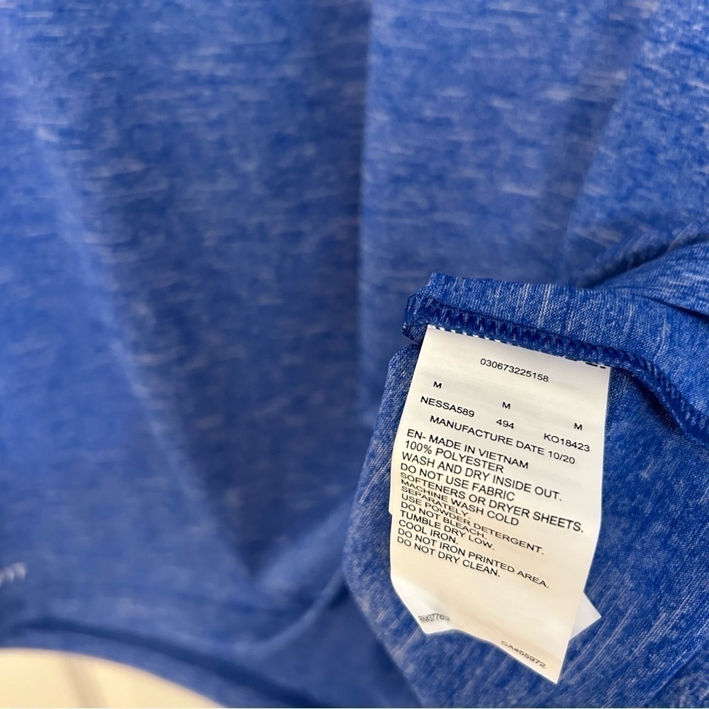 Nike Heather Short Sleeve Hydroguard Swim T-Shirt in GAME ROYAL Size M - Picture 8 of 9